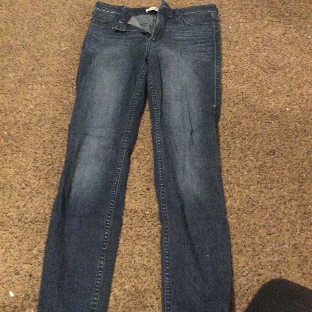 Hollister jeans